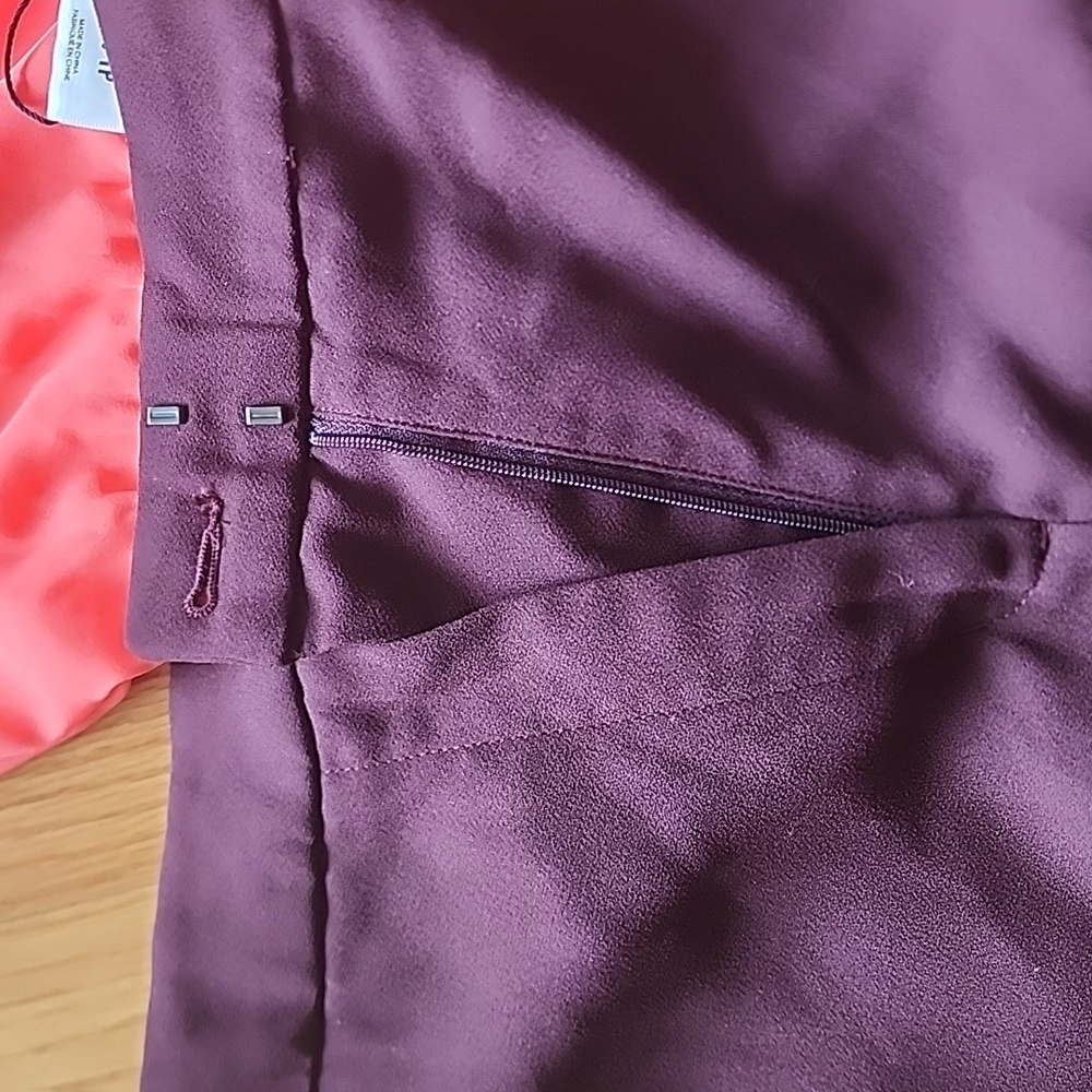 Dress - Picture 8 of 10